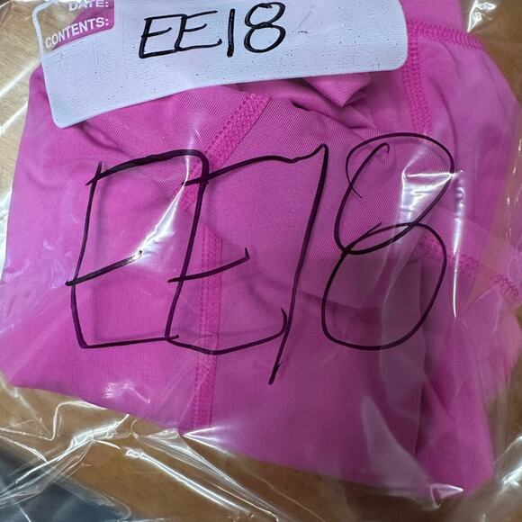 RIP CURL Classic Pink Long Sleeve UV Rash Guard Women’s Size Small S Surf Beach - Picture 10 of 10